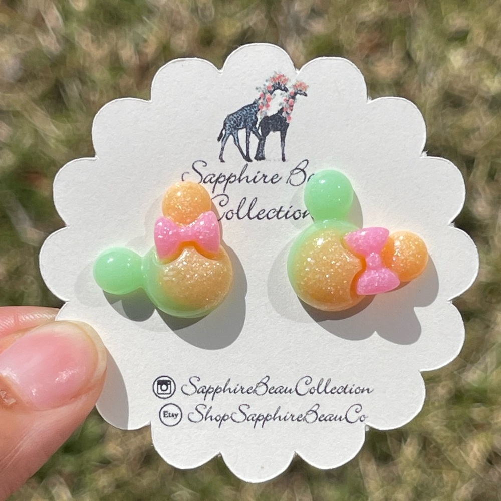 🌸Mouse Beau Stud Earrings🌸